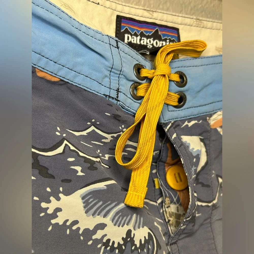 Patagonia Pataloha Swim Trunks Board Shorts Catamaran Boat Waves Print Sz 40